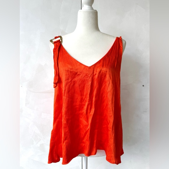 Studio F Orange Deep V-Neck Top with Cross Lines Detai in Back. - Picture 1 of 8